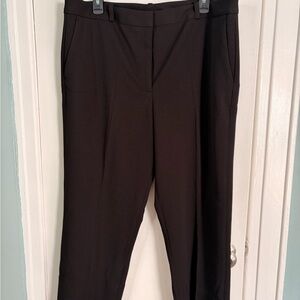 Elegant Black Women's Dress Pants - Cropped